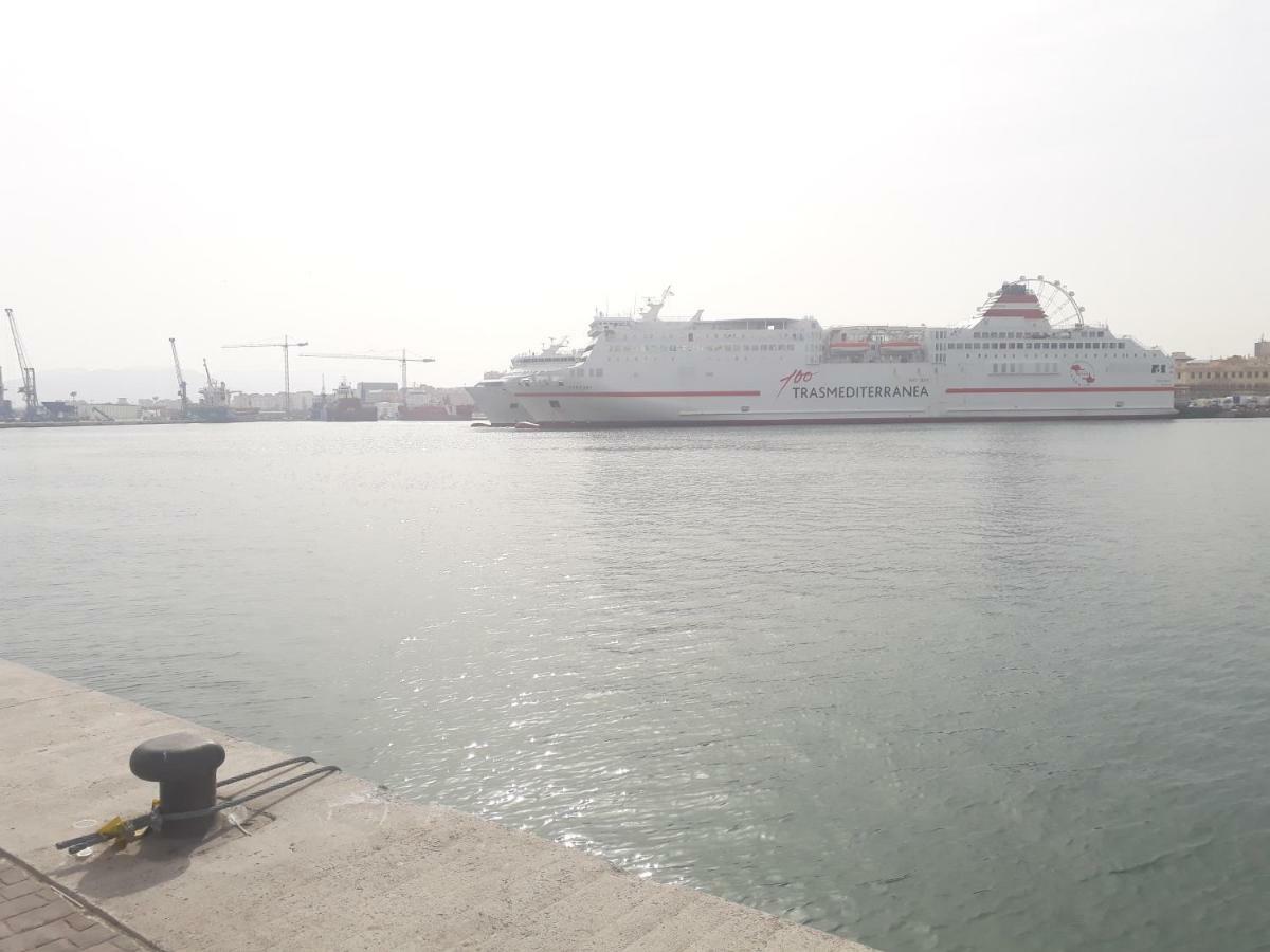Apartamento Malaga Port Ngoại thất bức ảnh